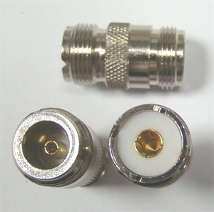 NU-322  N розетка - UHF розетка 